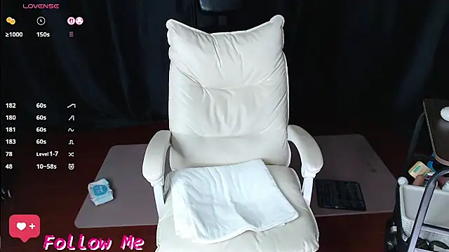 qianqian  online show from July 28, 3:21 pm