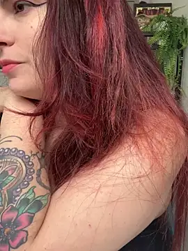 LunaMoongirl online show from February 4, 9:38 am