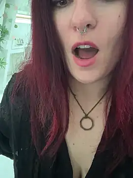 LunaMoongirl online show from September 14, 5:23 pm