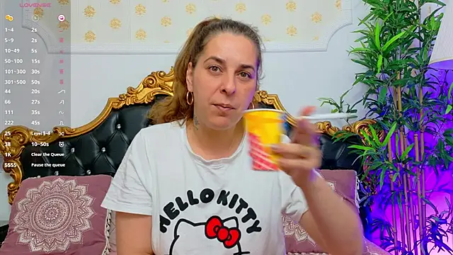 KarinaNoir online show from April 29, 4:05 am