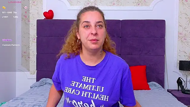 Snapshot of KarinaNoir chatting on June 26, 3:55 am KarinaNoir online show from June 26, 3:55 am