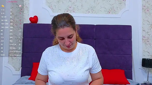 Snapshot of KarinaNoir chatting on July 6, 3:58 am KarinaNoir online show from July 6, 3:58 am