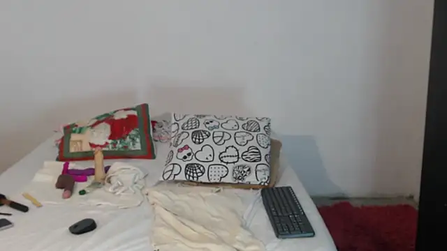 Snapshot of Dulce_Anita chatting on January 12, 5:24 am Dulce Anita online show from January 12, 5:24 am