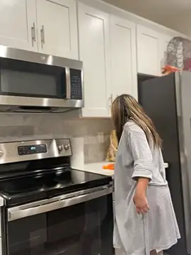 AriannaPena online show from February 17, 9:03 am