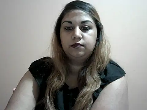 Snapshot of bellachow10 chatting on November 9, 1:09 pm bellachow10 online show from November 9, 1:09 pm