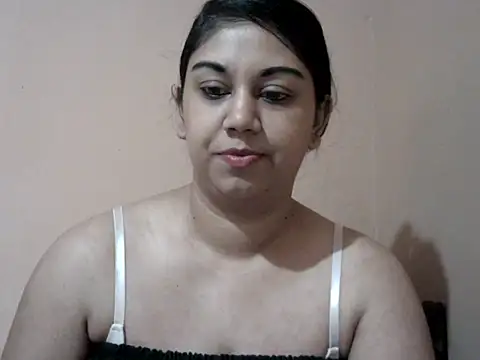 bellachow10 online show from April 29, 6:06 am
