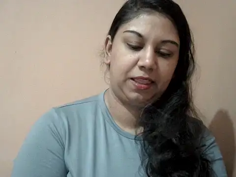 bellachow10 online show from June 29, 7:25 am