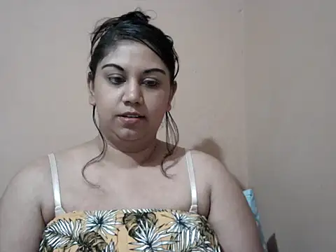 bellachow10 online show from July 17, 10:22 am
