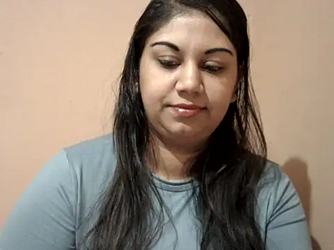 bellachow10 online show from July 21, 6:05 am