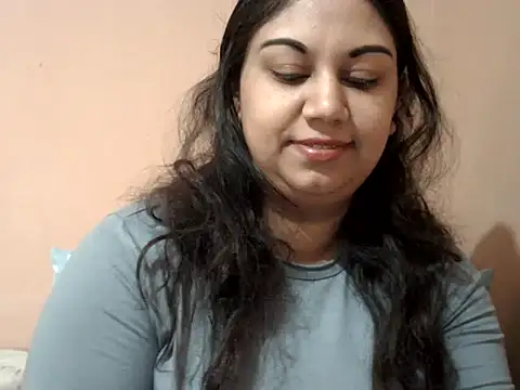 bellachow10 online show from July 31, 6:13 am