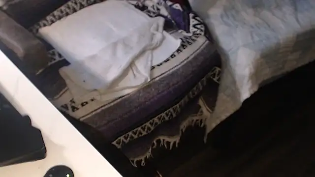 QueenDenizeAndTheCaptain online show from October 21, 6:41 pm