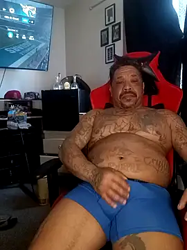 yellowwetfox online show from December 28, 10:13 pm