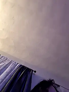 Snapshot of annablisss chatting on February 23, 12:41 am annablisss online show from February 23, 12:41 am