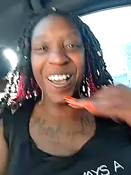 markquanna online show from October 7, 4:37 pm