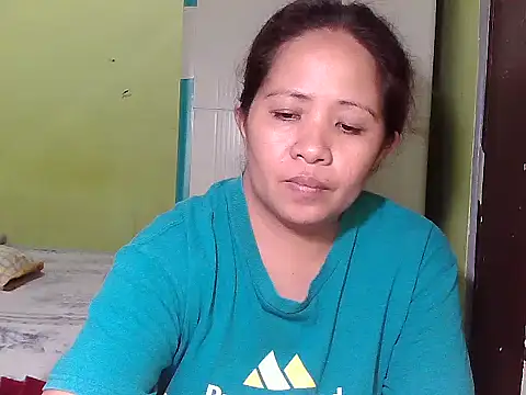 Snapshot of sweetlady_pinay chatting on October 18, 12:17 pm sweetlady pinay online show from October 18, 12:17 pm