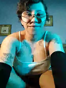 Lilmuh  online show from December 12, 11:36 pm