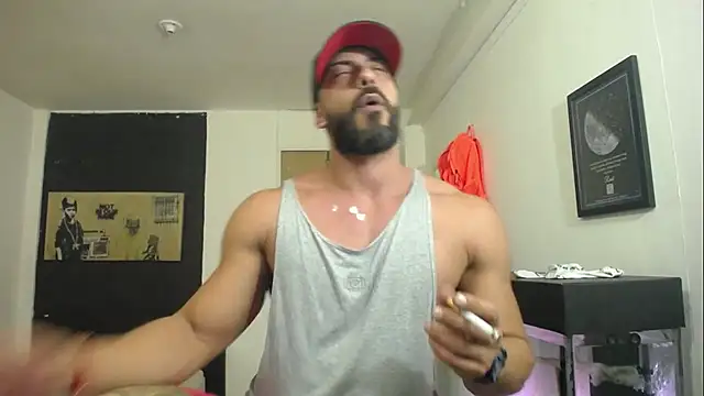 romeolovedark online show from December 31, 4:06 am