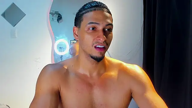 Snapshot of Kris_Khalifa69 chatting on September 14, 3:05 am Kris Khalifa69 online show from September 14, 3:05 am