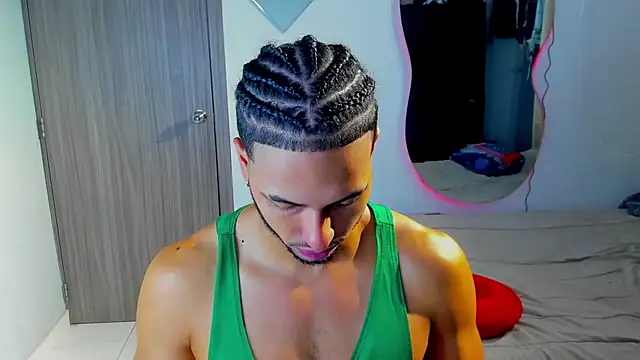 Snapshot of Kris_Khalifa69 chatting on December 5, 3:52 pm Kris Khalifa69 online show from December 5, 3:52 pm