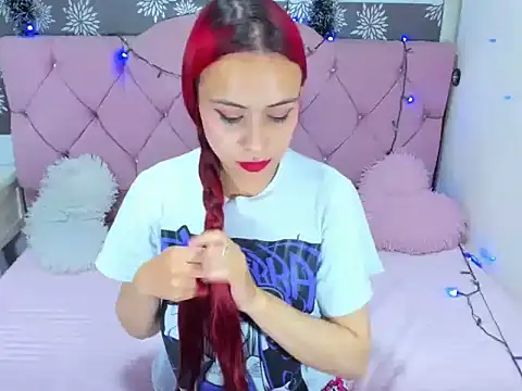 GiannaGoddes online show from January 4, 9:10 am