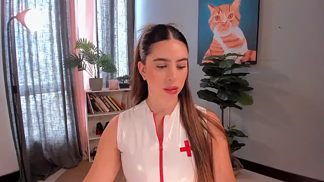 Snapshot of LiaPearce chatting on July 17, 1:07 pm LiaPearce online show from July 17, 1:07 pm