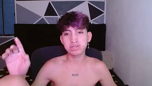 littlextreme online show from December 23, 4:01 am