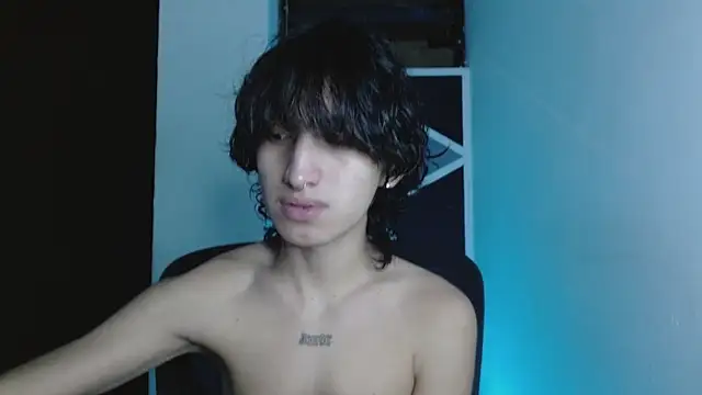 littlextreme online show from June 9, 3:29 am