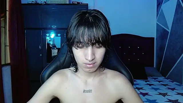 littlextreme online show from July 24, 3:59 am