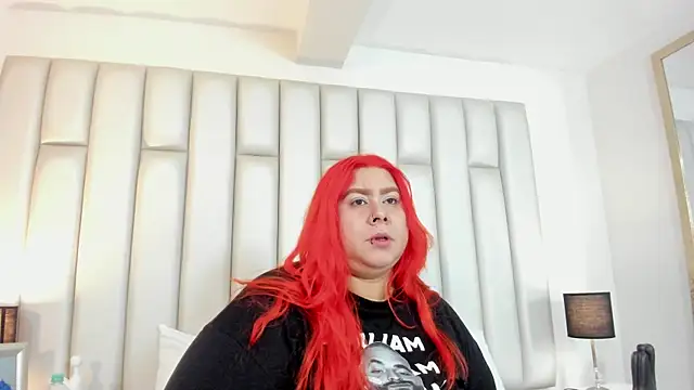 aandreaperez online show from October 30, 11:33 am