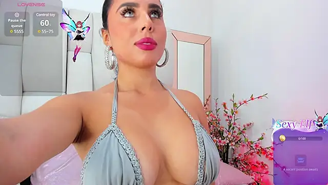 Snapshot of kylie_sexy2000 chatting on December 21, 3:09 pm kylie sexy2000 online show from December 21, 3:09 pm
