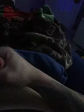 Snapshot of Hugetings chatting on December 19, 3:30 pm Hugetings online show from December 19, 3:30 pm