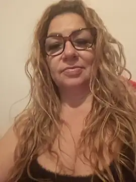 gisela27 online show from July 29, 3:37 am