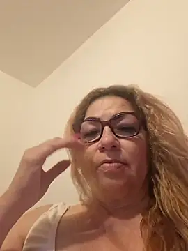 gisela27 online show from August 3, 4:00 am