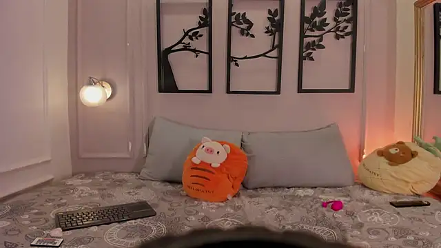 Snapshot of ale_cam chatting on October 17, 12:36 am ale cam online show from October 17, 12:36 am