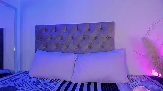 Snapshot of ale_cam chatting on January 13, 2:28 am ale cam online show from January 13, 2:28 am