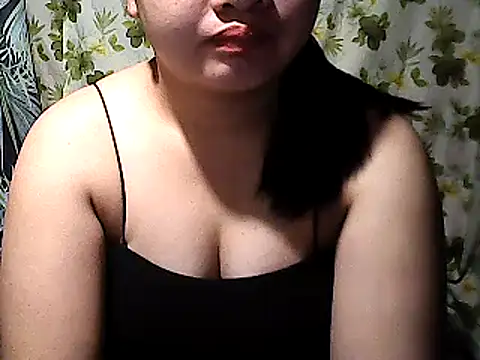 Snapshot of Seductive_Aria chatting on January 5, 4:06 pm Seductive Aria online show from January 5, 4:06 pm