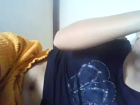 Snapshot of hairypussyyummy chatting on February 5, 3:23 am hairypussyyummy online show from February 5, 3:23 am