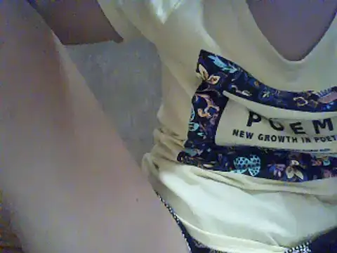 Snapshot of hairypussyyummy chatting on February 16, 10:32 pm hairypussyyummy online show from February 16, 10:32 pm