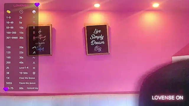 hornyhousekeeper  online show from March 6, 12:52 pm