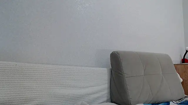 increible della online show from February 14, 7:44 pm