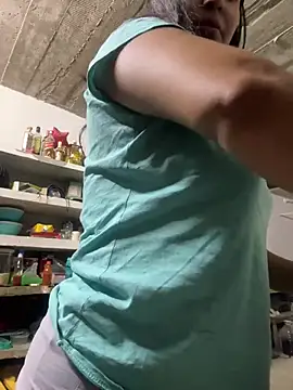 Snapshot of mariatudulceadiccion chatting on February 19, 8:44 am mariatudulceadiccion online show from February 19, 8:44 am