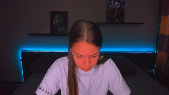 AlexaBarkley online show from May 19, 12:38 am