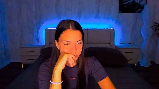 AlexaBarkley online show from July 3, 12:17 am