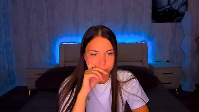 AlexaBarkley online show from July 14, 2:05 am