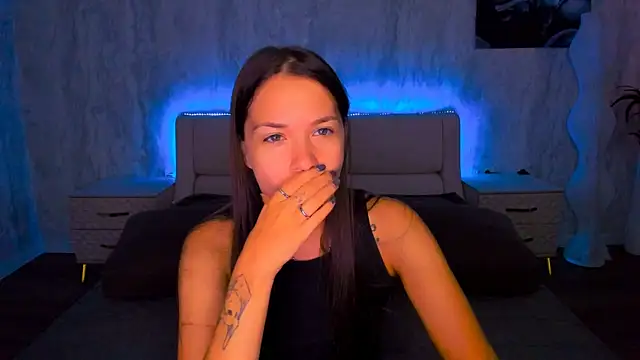 AlexaBarkley online show from August 3, 12:09 am