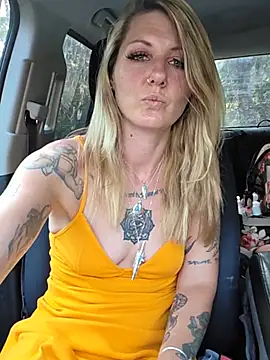SheIsSomething online show from July 18, 12:59 am
