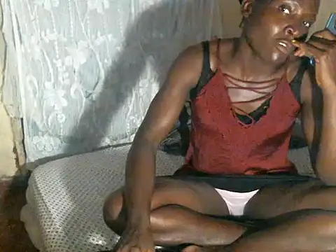 cute-shamza online show from January 18, 4:44 pm