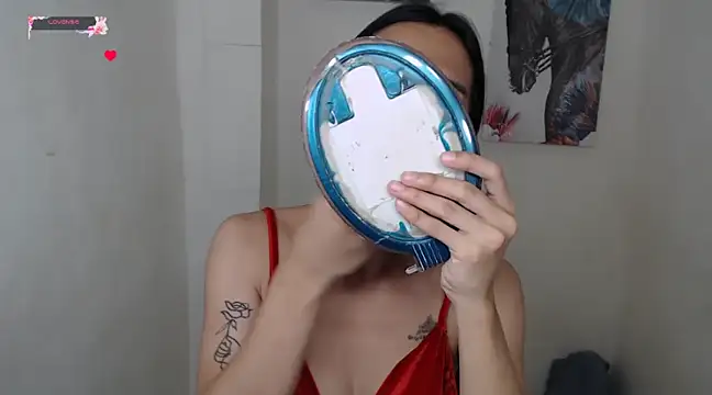 shecutie69 online show from February 2, 8:13 am