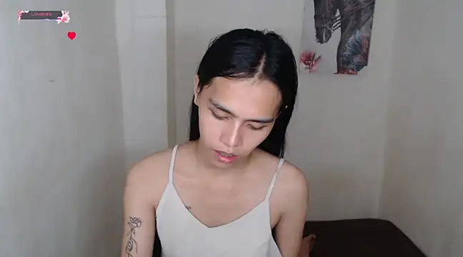 shecutie69 online show from February 22, 3:56 am