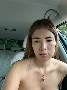 clairewntr online show from July 26, 8:21 am